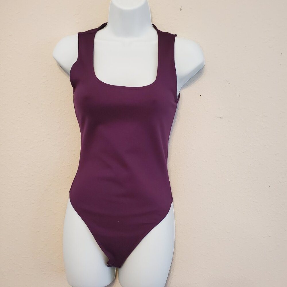 NWT Bodysuit Blouse now this elevated the classic bodysuit square neck Size SX.